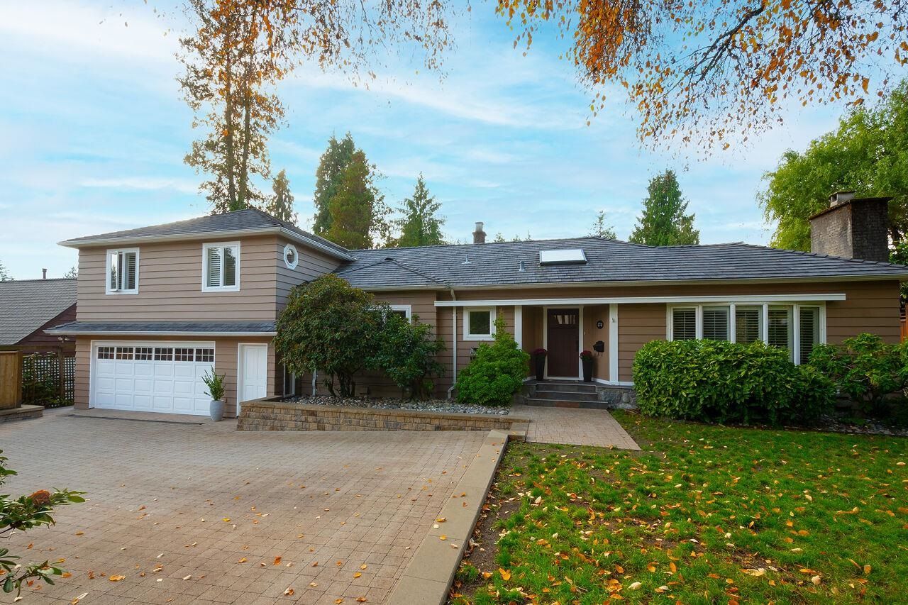 I have sold a property at 474 HADDEN DR in WEST VANC
